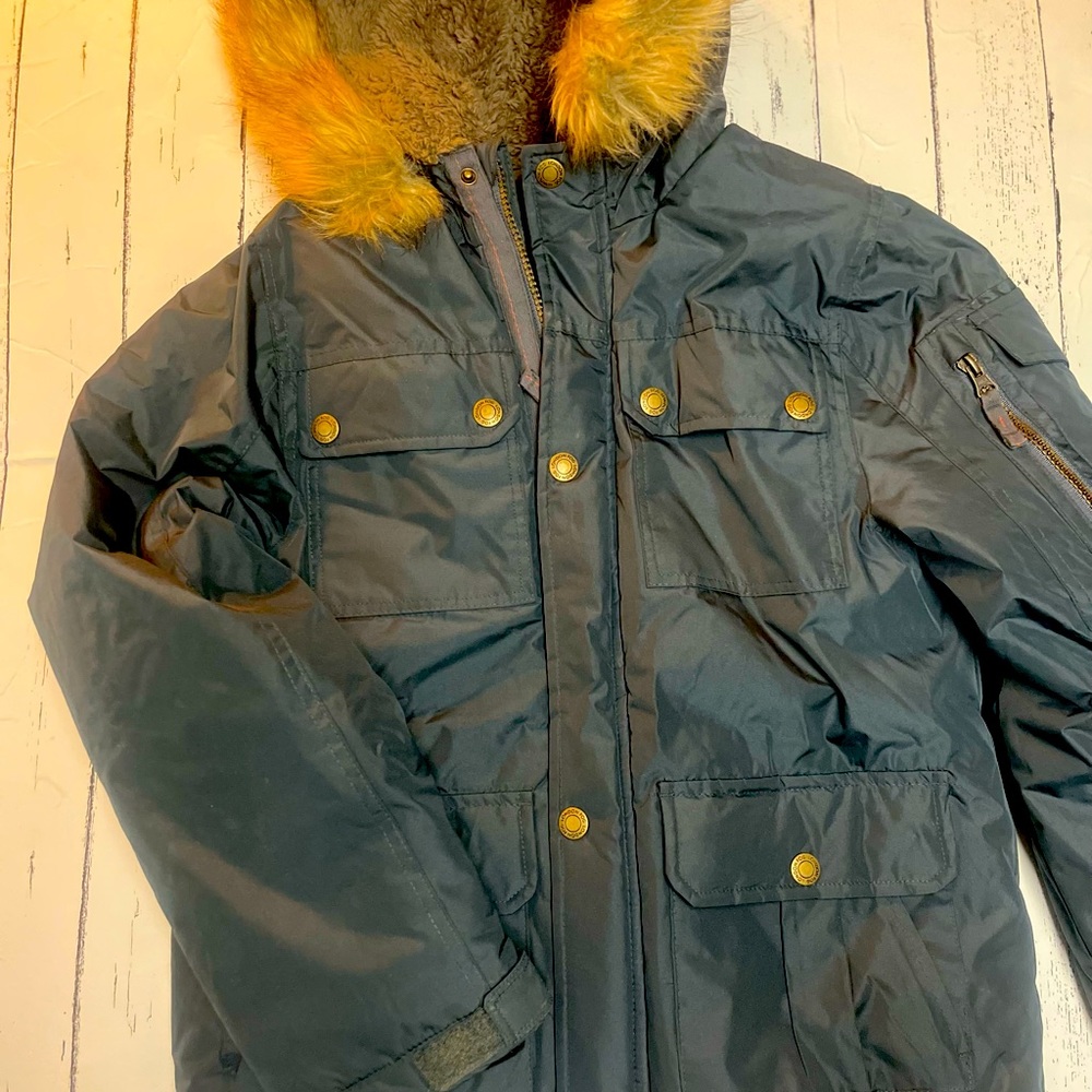 Amazing strong winter jacket for kids !